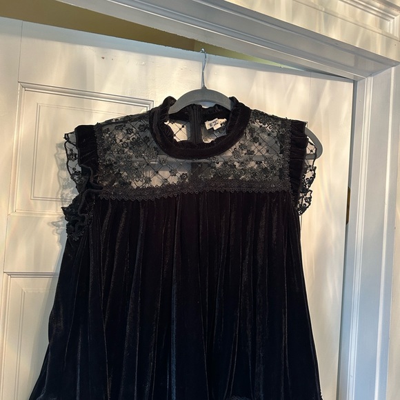 POL Black Velvet Lace Top - Picture 3 of 4